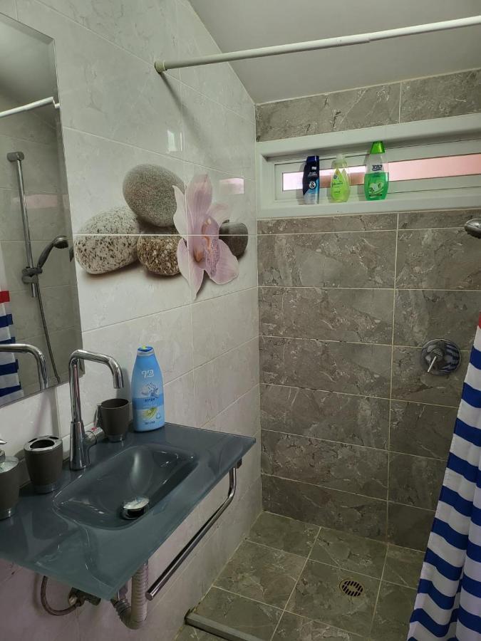 Guest House Ashdod-Beach Esterno foto
